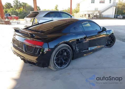 2017 Audi R8 5.2 V10 Plus из США, поврежденный, VIN WUAKBAFX1H7905026